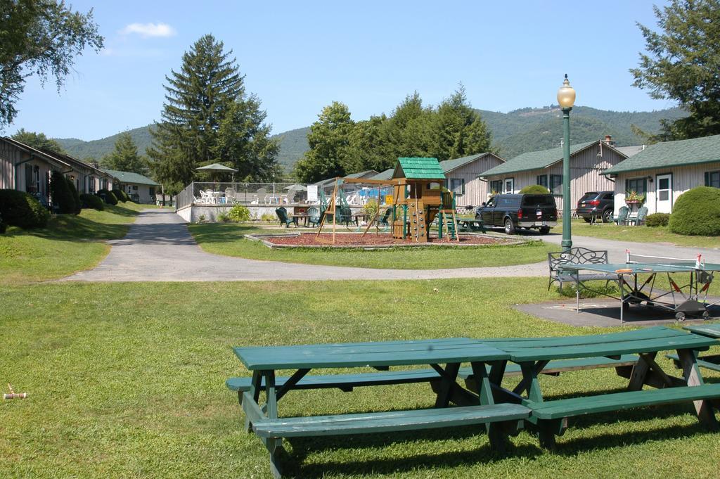 Lincoln Log Colony Otel Lake George Dış mekan fotoğraf
