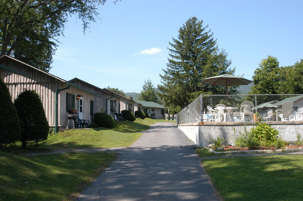 Lincoln Log Colony Otel Lake George Dış mekan fotoğraf