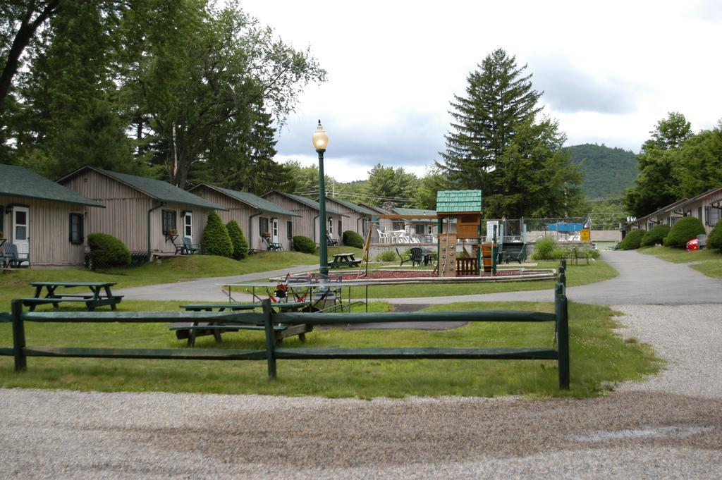 Lincoln Log Colony Otel Lake George Dış mekan fotoğraf