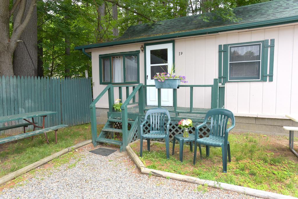 Lincoln Log Colony Otel Lake George Dış mekan fotoğraf